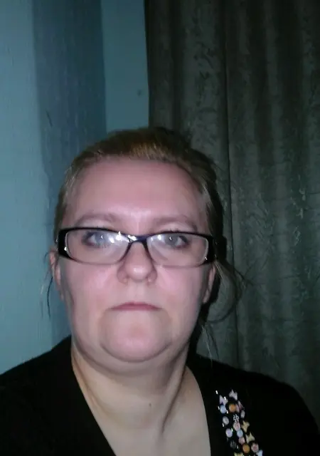 Юлия из Омска, мне 48, познакомлюсь без обязательств