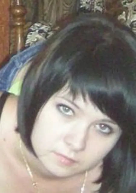 Я Карина, 27, из Энгельса, ищу знакомства без обязательств