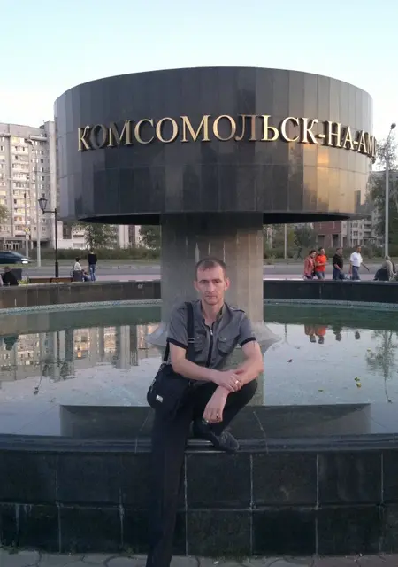 Александр из Артема, ищу на сайте знакомства на одну ночь