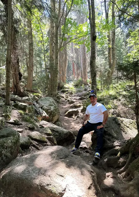 Я Артур, 43, из Ессентуков, ищу знакомство для приятного времяпровождения