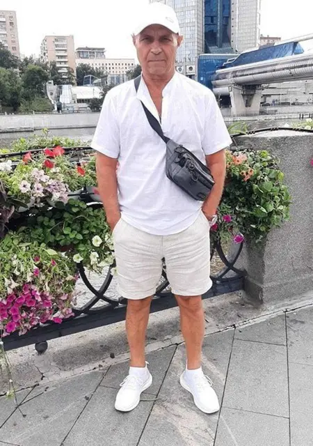 Я Михаил, 65, из Москвы, ищу знакомство для общения