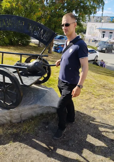 Андрей из Нижнего Тагила, мне 25, познакомлюсь на одну ночь