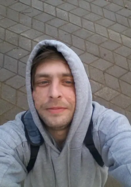 Я Андрей, 34, знакомлюсь без обязательств в Березниках