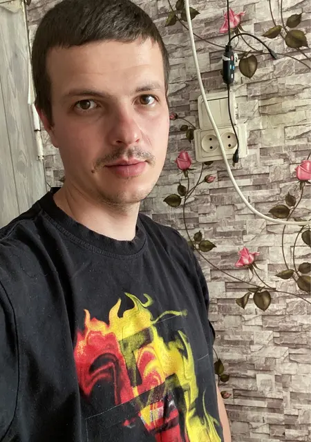 Роман из Арсеньева, ищу на сайте общение