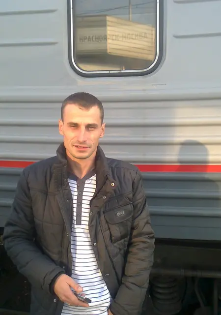 Я Сергей, 45, знакомлюсь для дружбы в Омске