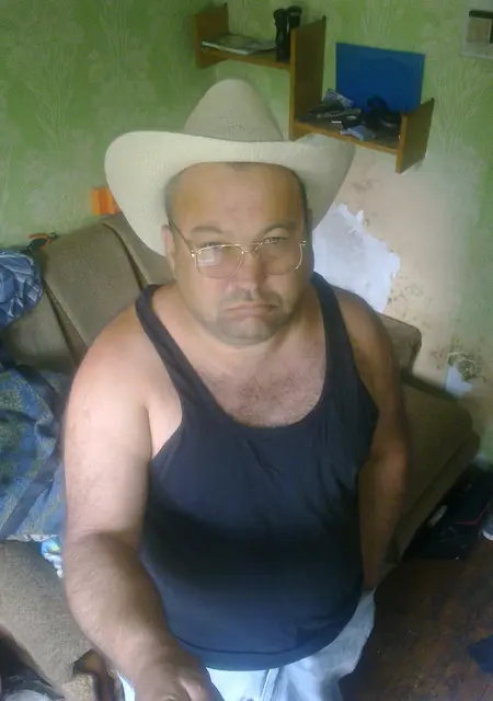 Сергей из Челябинска, мне 56, познакомлюсь на одну ночь