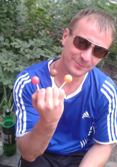 Игорь из Юрги, мне 39, познакомлюсь для вирта