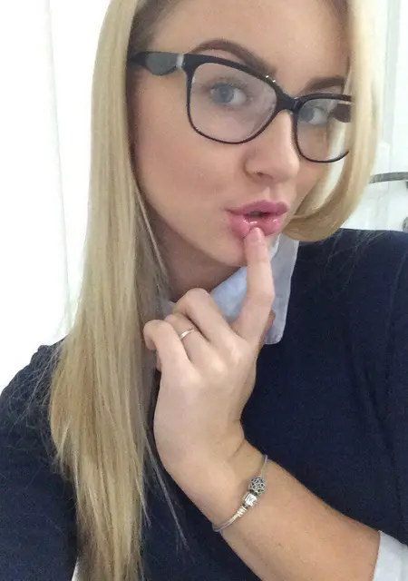 Анастасия из Иванова, мне 27, познакомлюсь на одну ночь