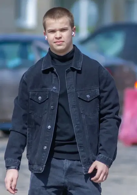 Я Александр, 22, знакомлюсь без обязательств в Ангарске