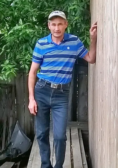 Я Гена, 47, знакомлюсь для приятного времяпровождения в Березовском