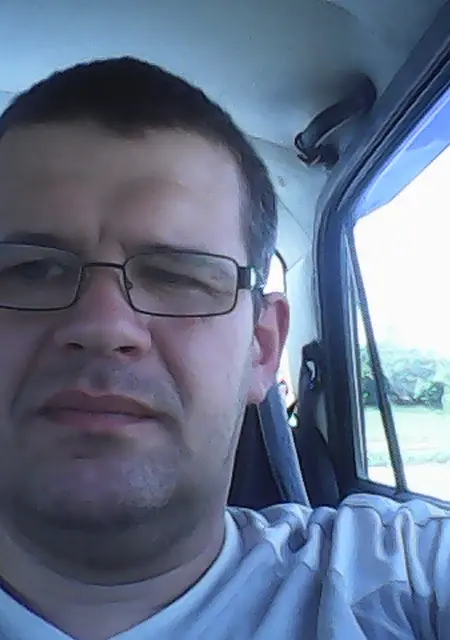 Я Андрей, 51, из Энгельса, ищу знакомства без обязательств