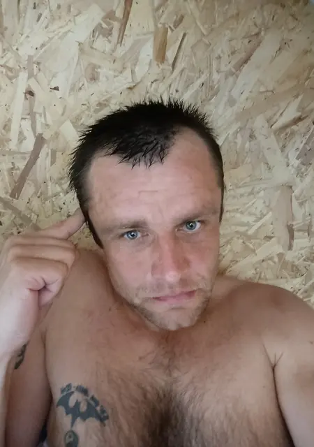 Я Макс, 35, знакомлюсь на одну ночь в Богандинском