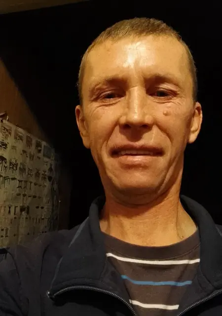 Сергей из Пензы, мне 46, познакомлюсь на одну ночь