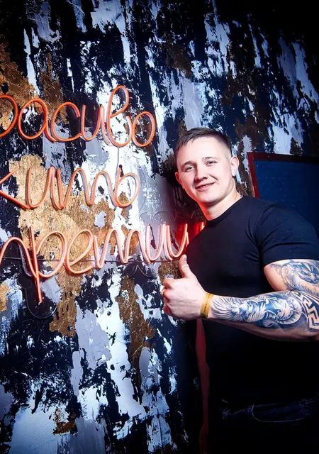 Владимир из Люберец, мне 30, познакомлюсь для приятного времяпровождения