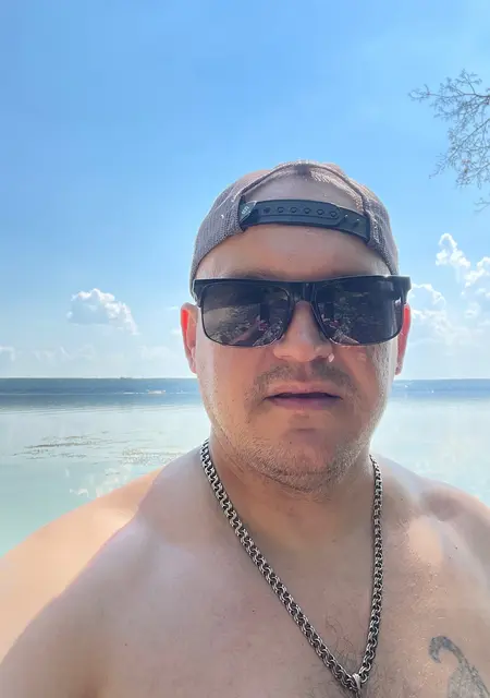 Я Александр, 43, знакомлюсь для приятного времяпровождения в Пензе