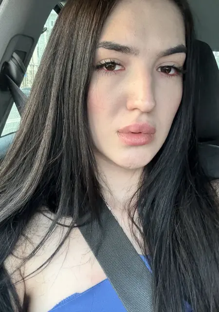 Я Александра, 21, из Таганрога, ищу знакомство для приятного времяпровождения