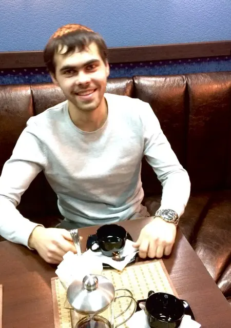 Alex из Северска, ищу на сайте общение