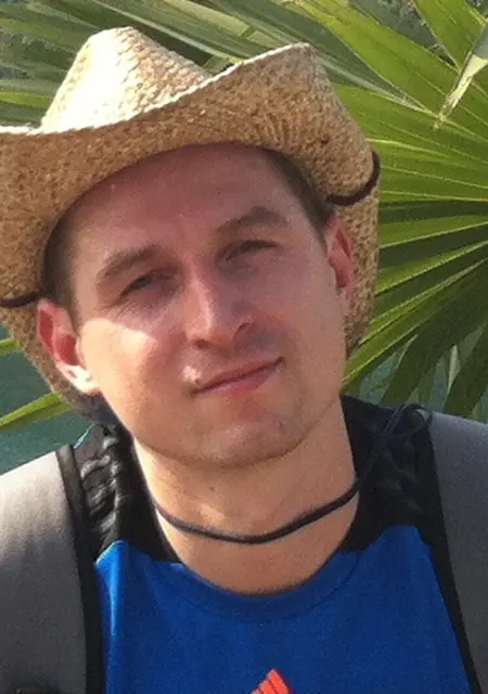 Артур из Владикавказа, мне 45, познакомлюсь на одну ночь