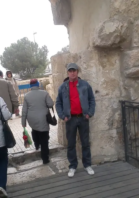 Valera из Нижнего Тагила, мне 51, познакомлюсь на одну ночь