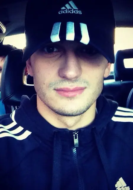 Maxim из Воскресенска, ищу на сайте знакомства на одну ночь