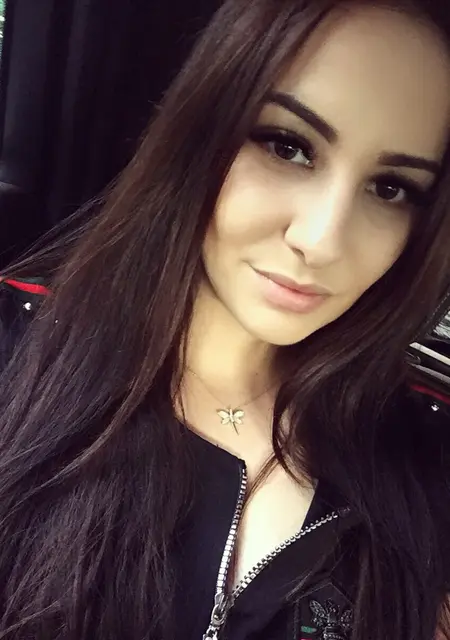 Олеся из Оренбурга, ищу на сайте приятное времяпровождение