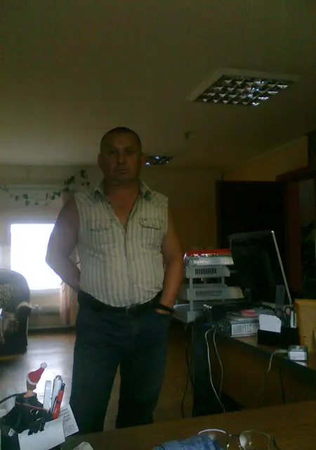 Николай из Южно-Сахалинска, ищу на сайте знакомства на одну ночь