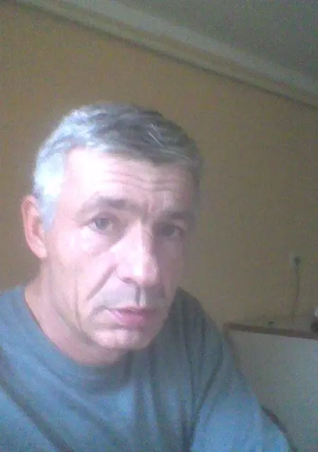 Валера з Одеси, мені 62 років, познайомлюсь для спілкування