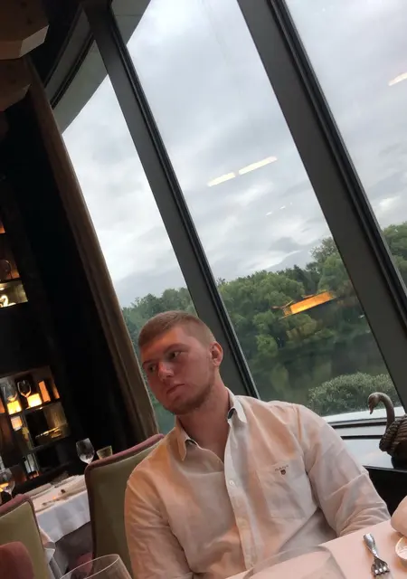 Эрик из Выборга, мне 27, познакомлюсь без обязательств