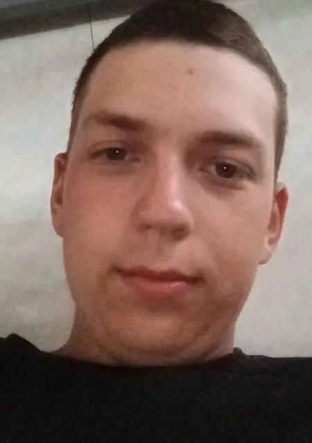 Данечка из Абакана, мне 24, познакомлюсь без обязательств