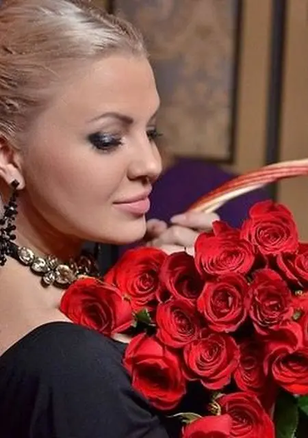 Я Ангелина, 44, из Тольятти, ищу знакомства на одну ночь