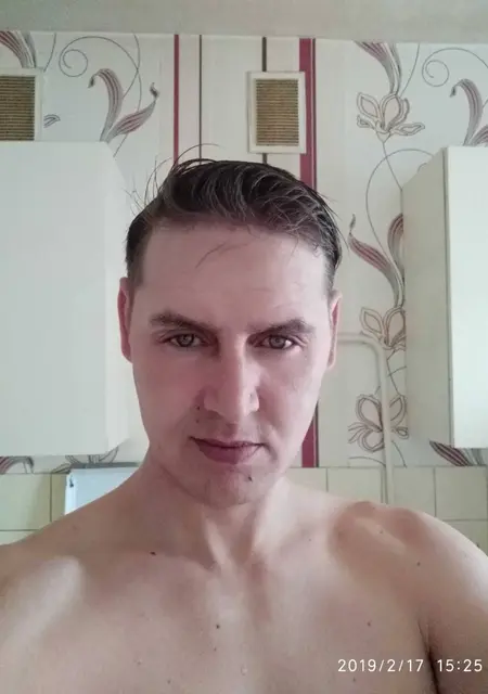 Саша из Набережных Челнов, ищу на сайте знакомства без обязательств