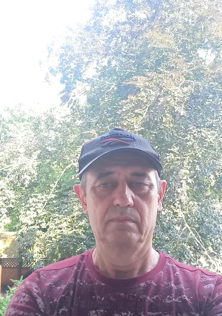 Сергей из Светлогорска, мне 55, познакомлюсь на одну ночь