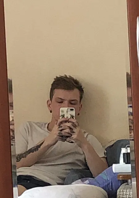 Я Nikita, 21, знакомлюсь без обязательств в Калининграде