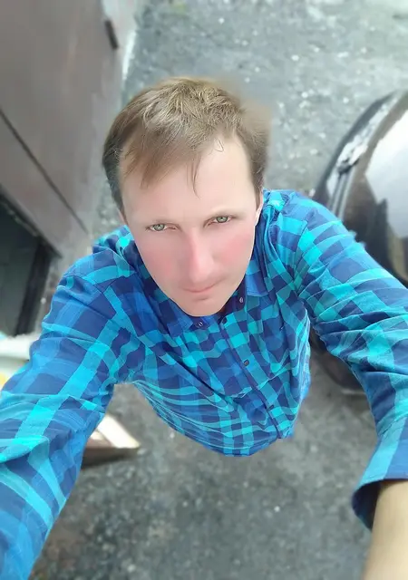 Я Денис, 50, из Екатеринбурга, ищу знакомства на одну ночь