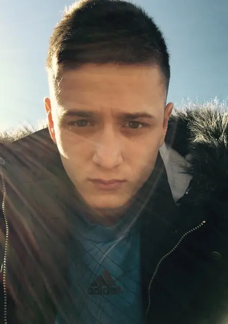 Александр из Рязани, мне 26, познакомлюсь для общения