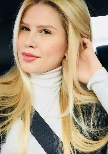 Юля из Мурманска