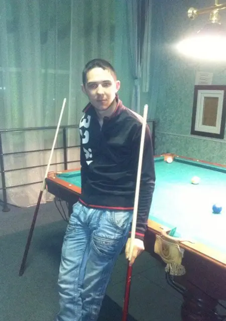 Я Анатолий, 30, знакомлюсь для постоянных отношений в Нижнекамске