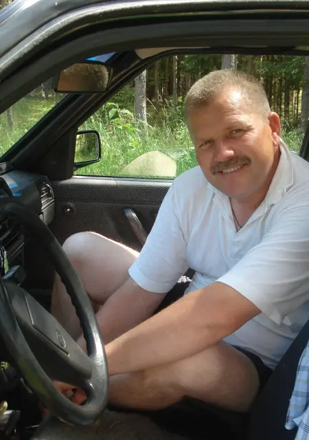 Игорь из Бологого, мне 58, познакомлюсь без обязательств