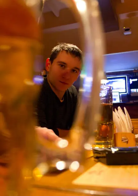 Василий из Морозовска, ищу на сайте постоянные отношения