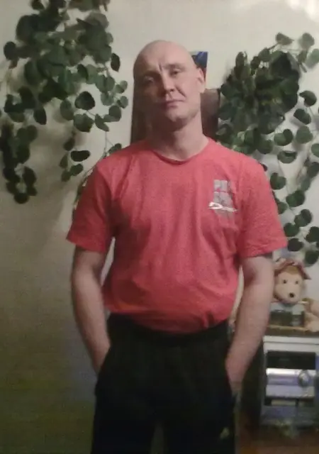 Я Petruha, 47, из Новокузнецка, ищу знакомства на одну ночь