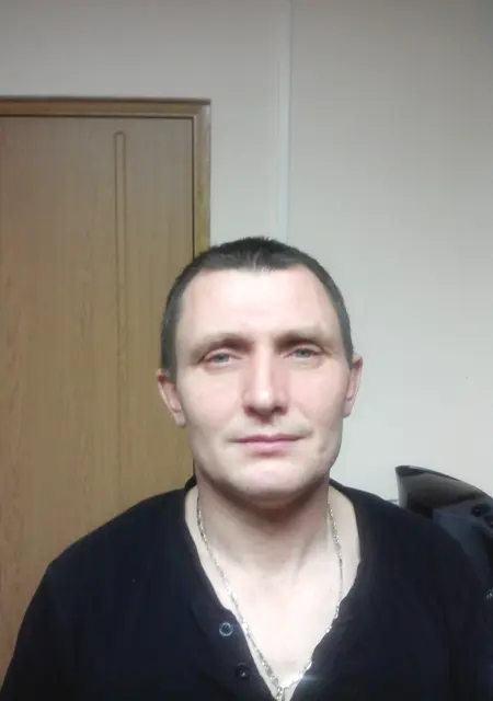 Artem из Надыма, ищу на сайте знакомства на одну ночь