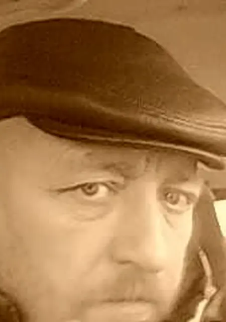 Андрей из Пушкина, мне 62, познакомлюсь без обязательств