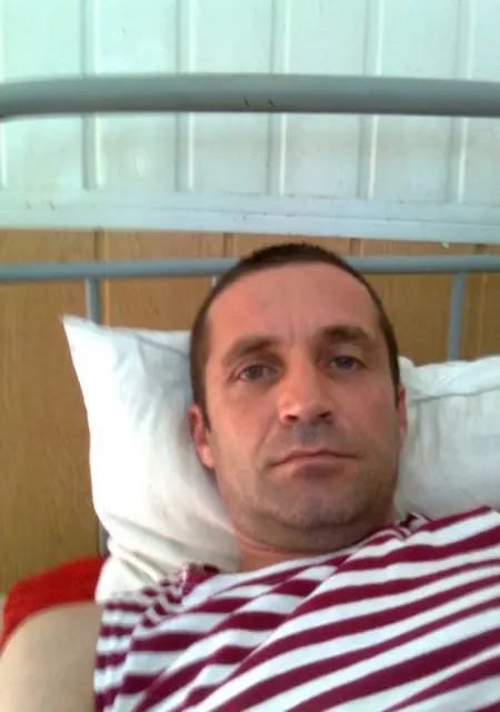 Я Олег, 45, из Феодосии, ищу знакомства без обязательств