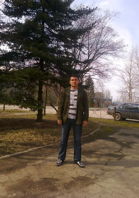 Я Sanjar, 38, из Великих Лук, ищу знакомства без обязательств