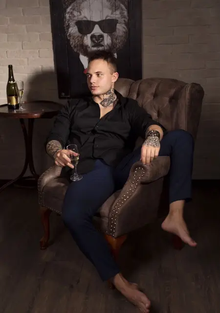 Я Андрей, 31, из Костромы, ищу знакомство для приятного времяпровождения