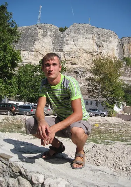 Я Дмитрий, 38, из Евпатории, ищу знакомства на одну ночь