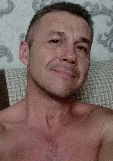 Я Александр, 48, из Стерлитамака, ищу знакомства на одну ночь