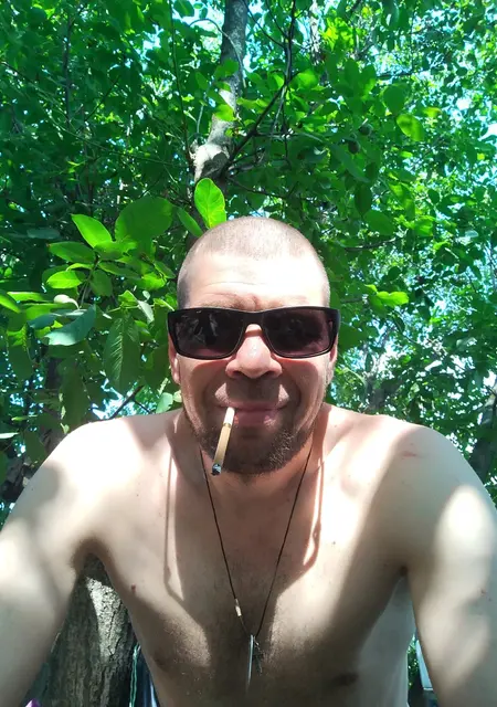 Макс из Темрюка, мне 44, познакомлюсь на одну ночь