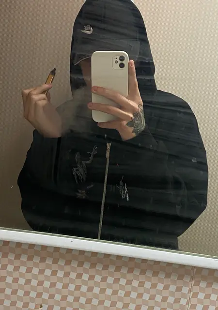 Я Алексей, 20, из Саранска, ищу знакомство для приятного времяпровождения