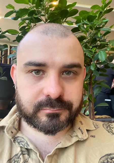 Я Игорь, 29, знакомлюсь для дружбы в Пензе